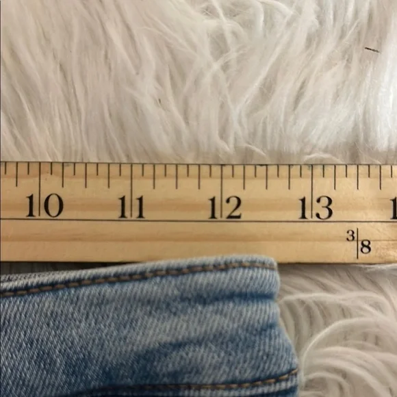 Women's Blue Jeans - Picture 8 of 9